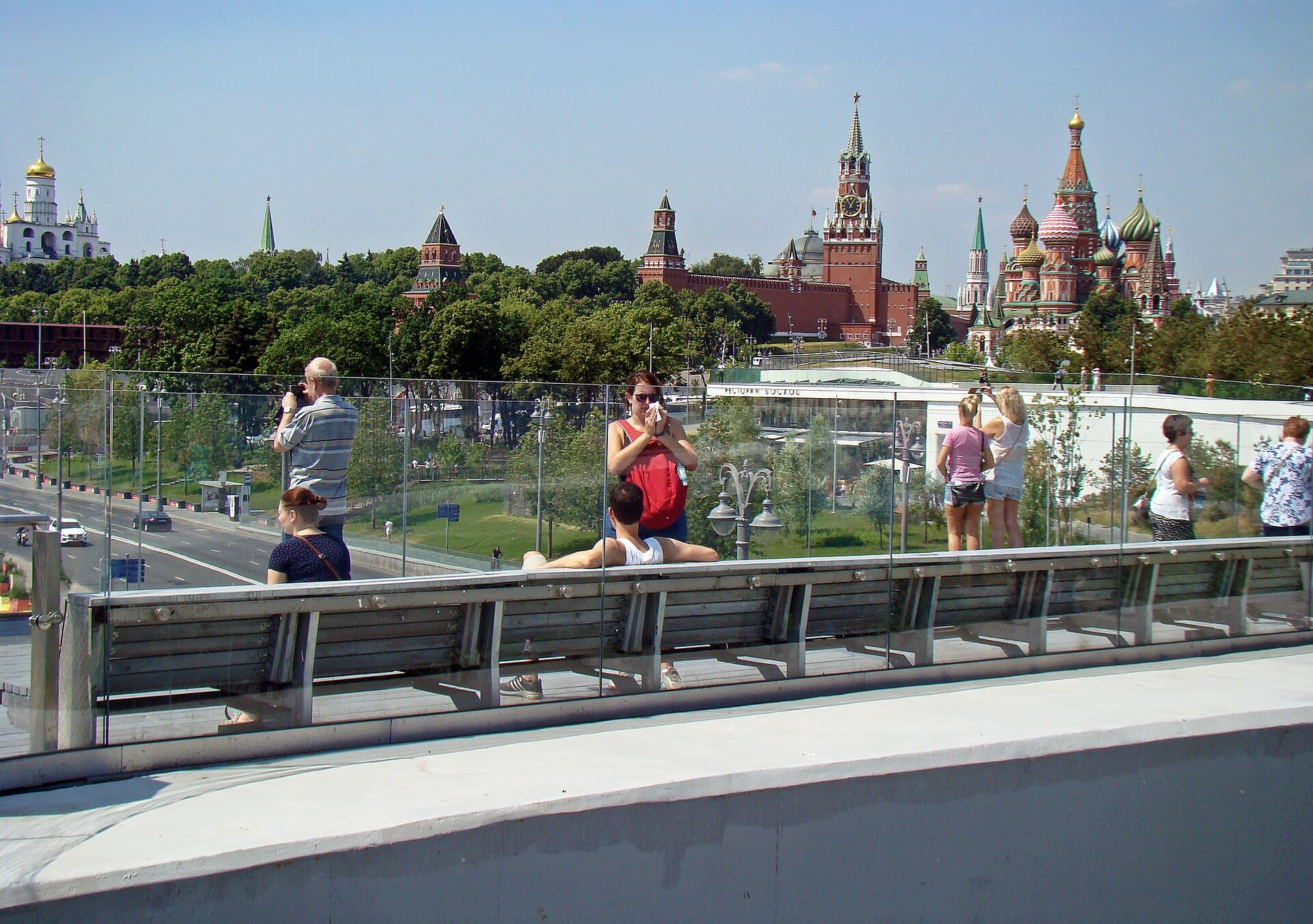 Бесплатные смотровые Москвы: мосты, холмы и ЦДМ, который больше не бесплатный