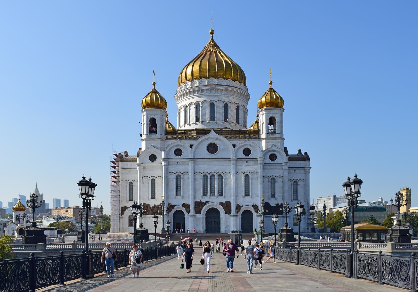 Смотровая площадка Храма Христа Спасителя: как подняться, цены и вид