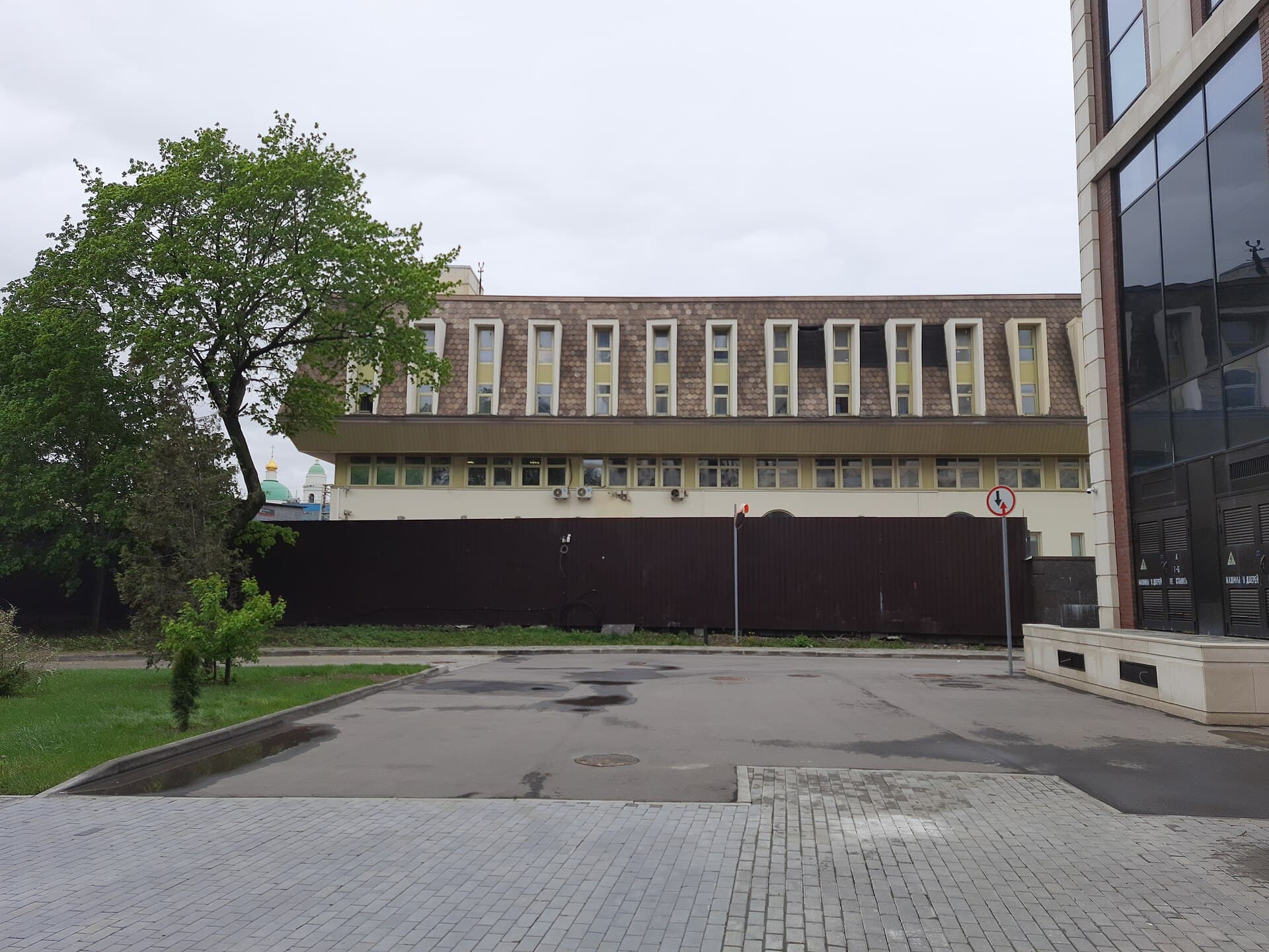 Павелецкая площадь: обновлённая, катки, парк и музей на Садовом