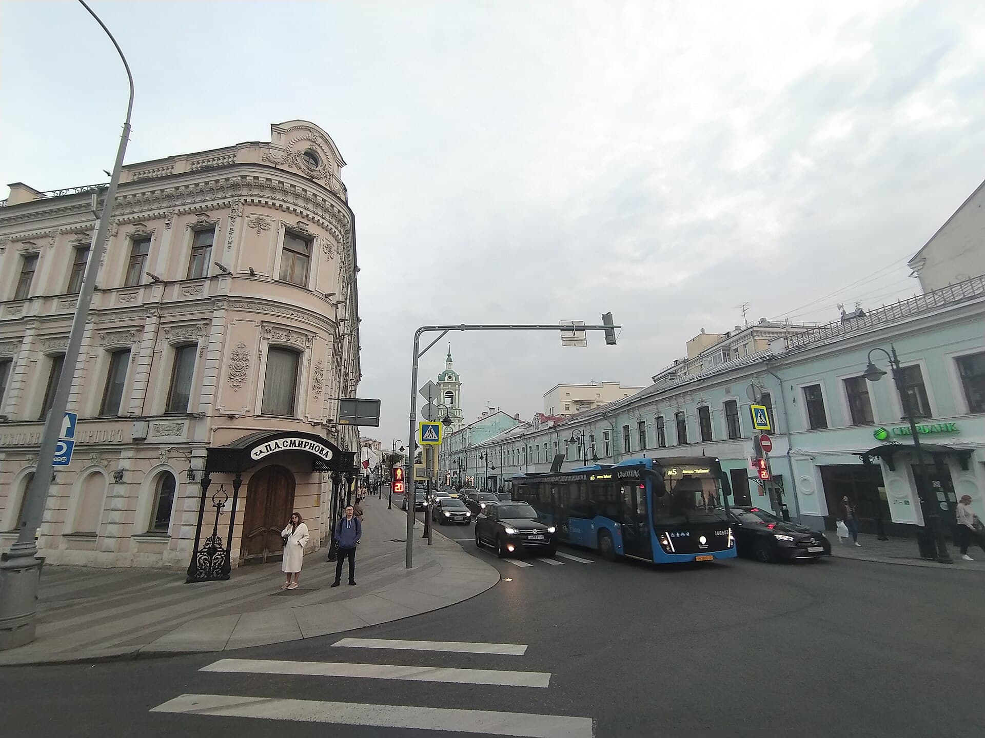 Где гулять в Москве: 6 районов центра с маршрутами на 2 часа
