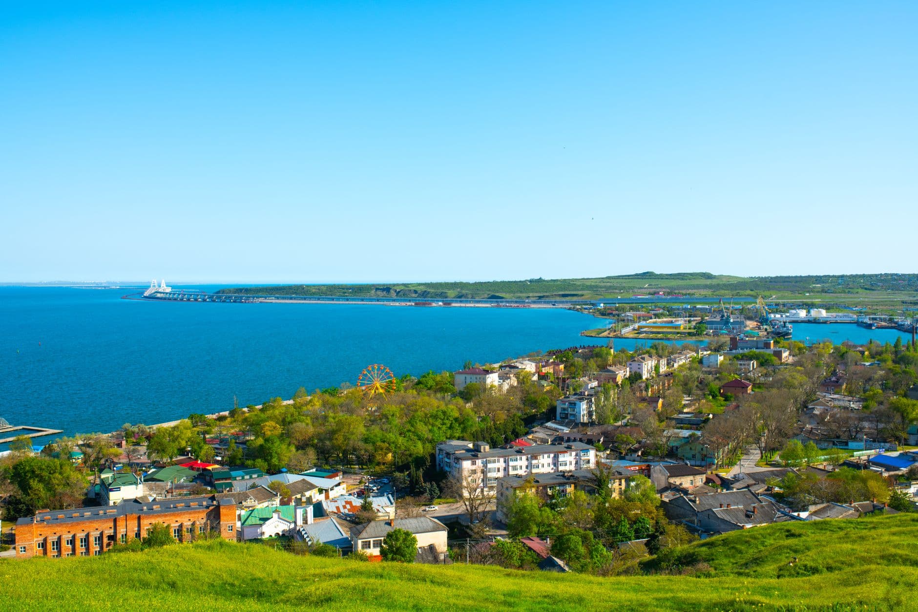 Best Airbnb Alternative in Crimea, Russia - Top Local Booking Platforms