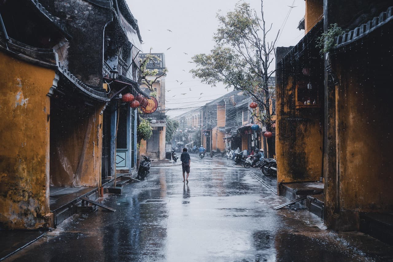 Best Indoor Walks in Moscow on a Rainy Day