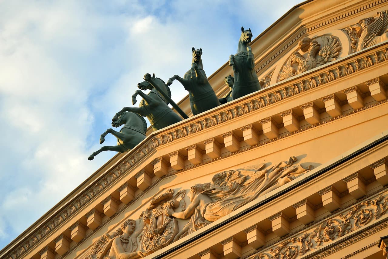 Bolshoi Theatre Moscow - History, Ballet & Opera | Tickets, Tours & Visitor Guide