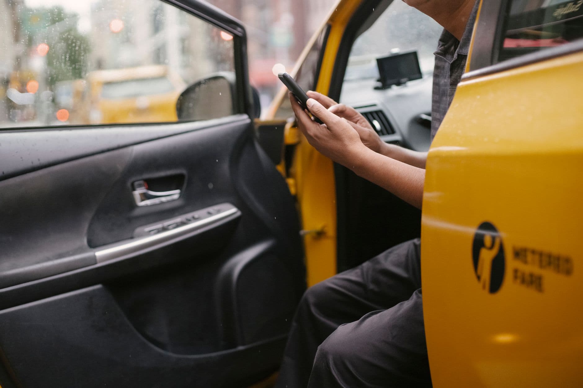 Moscow Taxi App Tips 2025 - Your Guide to Easy Rides