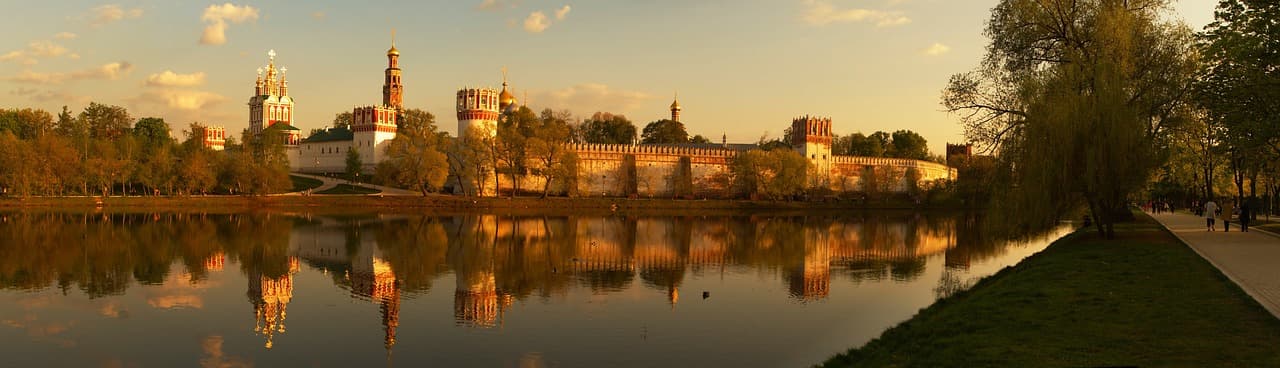 Novodevichy Convent and Cemetery - One of My Favorite Places in Moscow