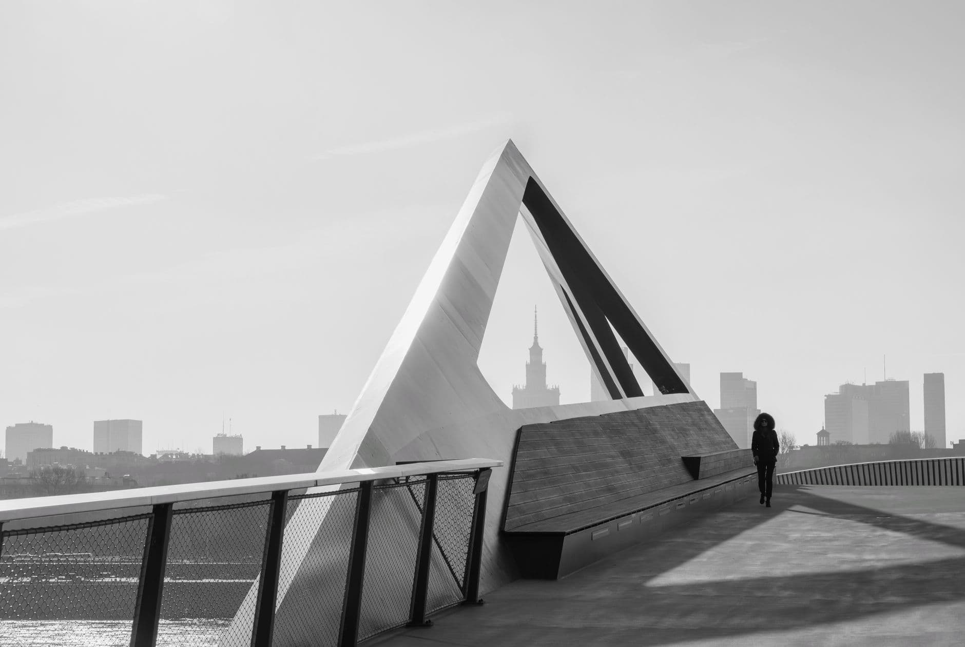 Pyramid Bench Guide - Benefits, Exercises, and Top Picks for 2025