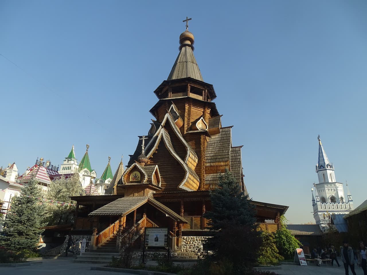 Top Moscow Sights - Must-See Attractions and Landmarks