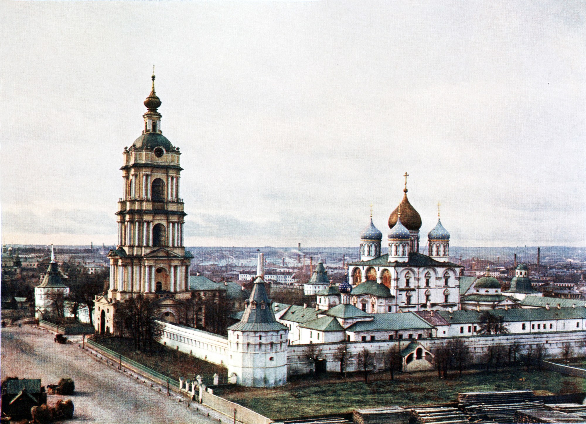 Новоспасский монастырь на снимке Прокудина-Горского начала XX века