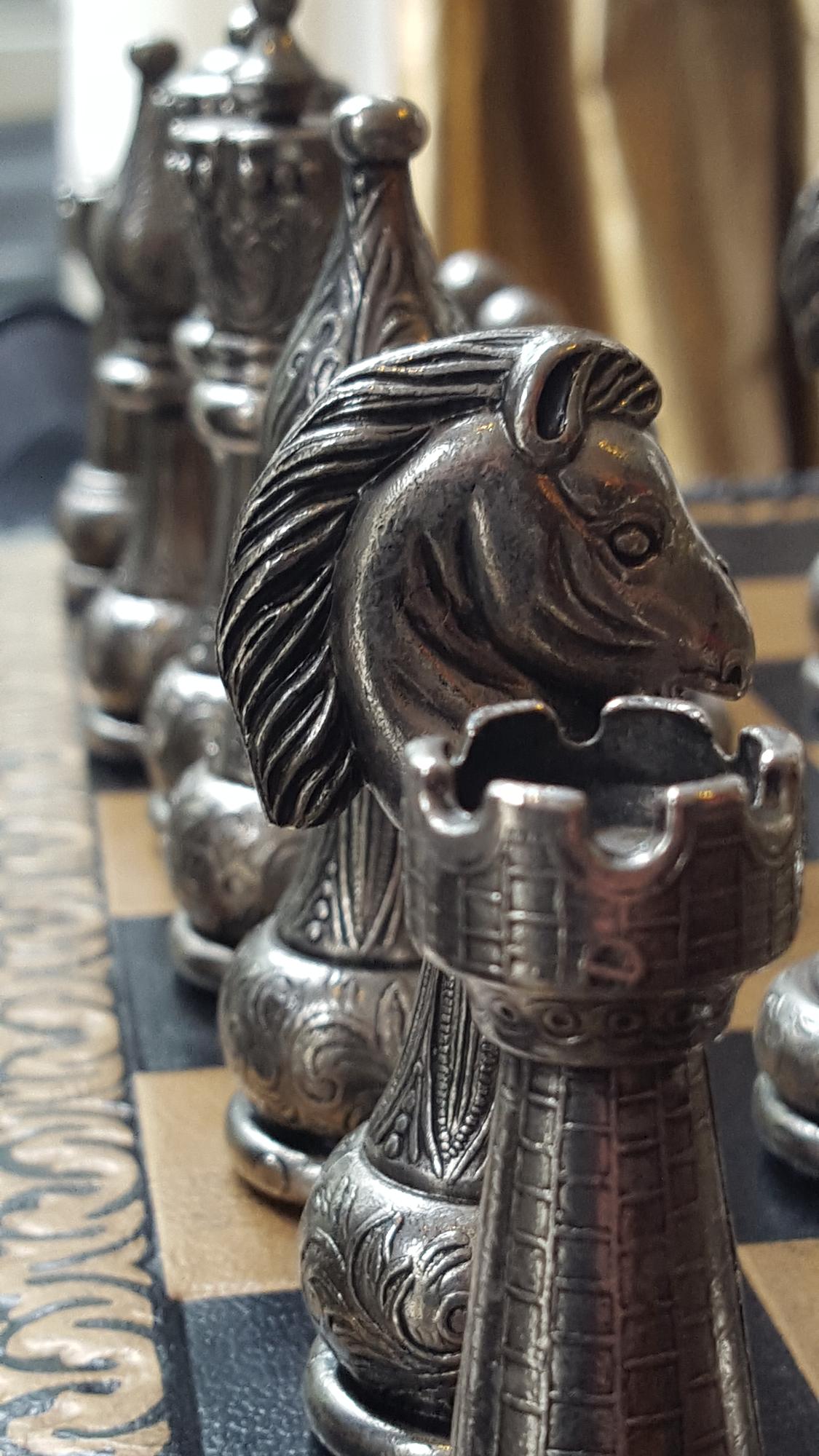 Pedestal and material details: the Thunder Stone and pedestal assembly