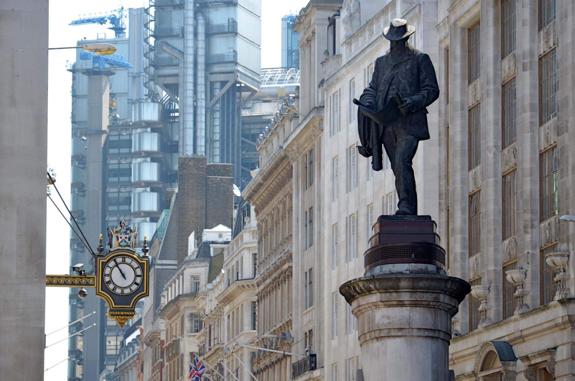 What funding options exist: government grants, museums, or international cooperation?