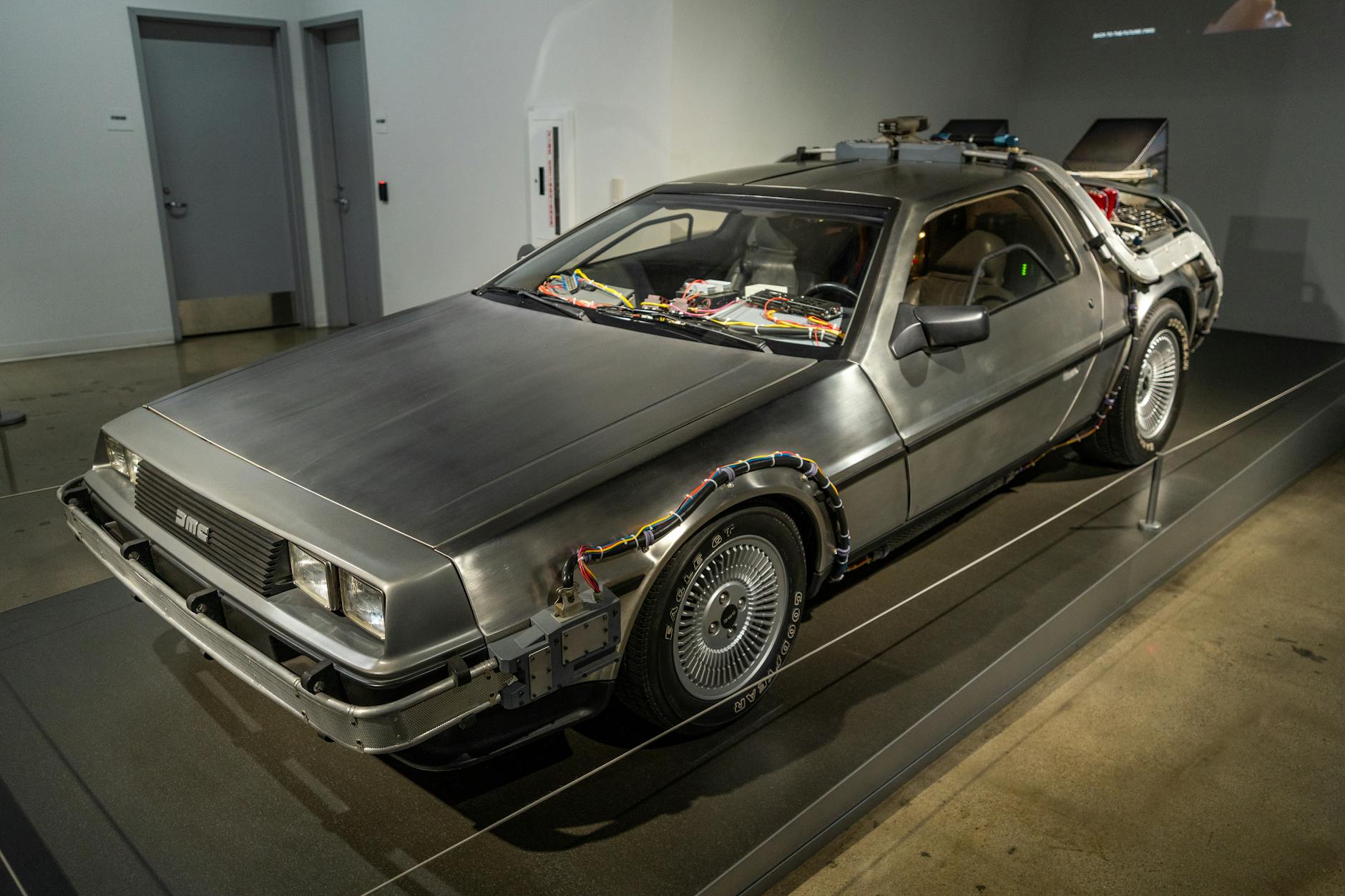 Automotive Treasures: Exploring Classic Cars and Modern Marvels