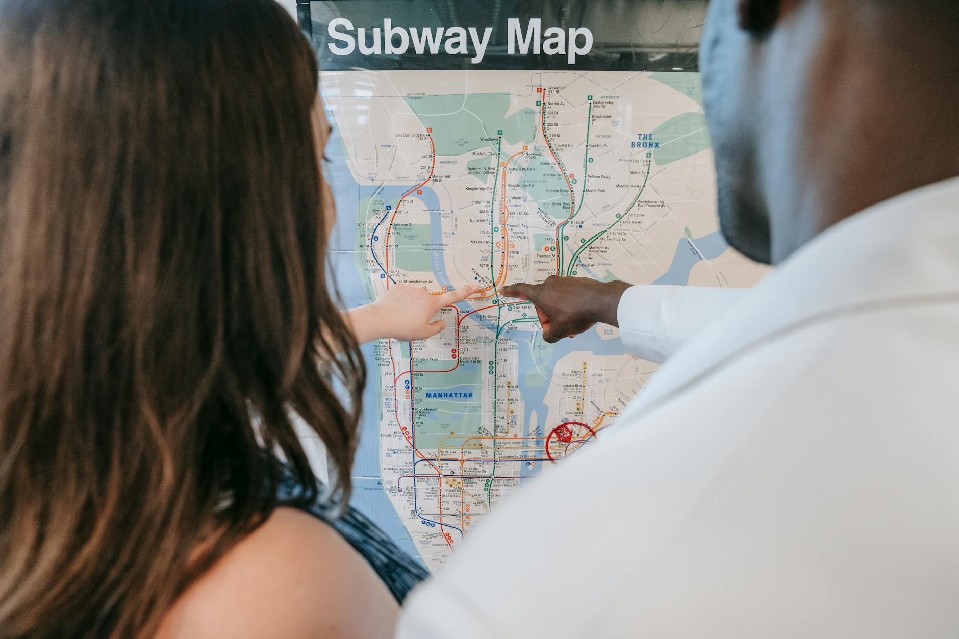 Getting around: optimal metro routes, passes, and transit tips