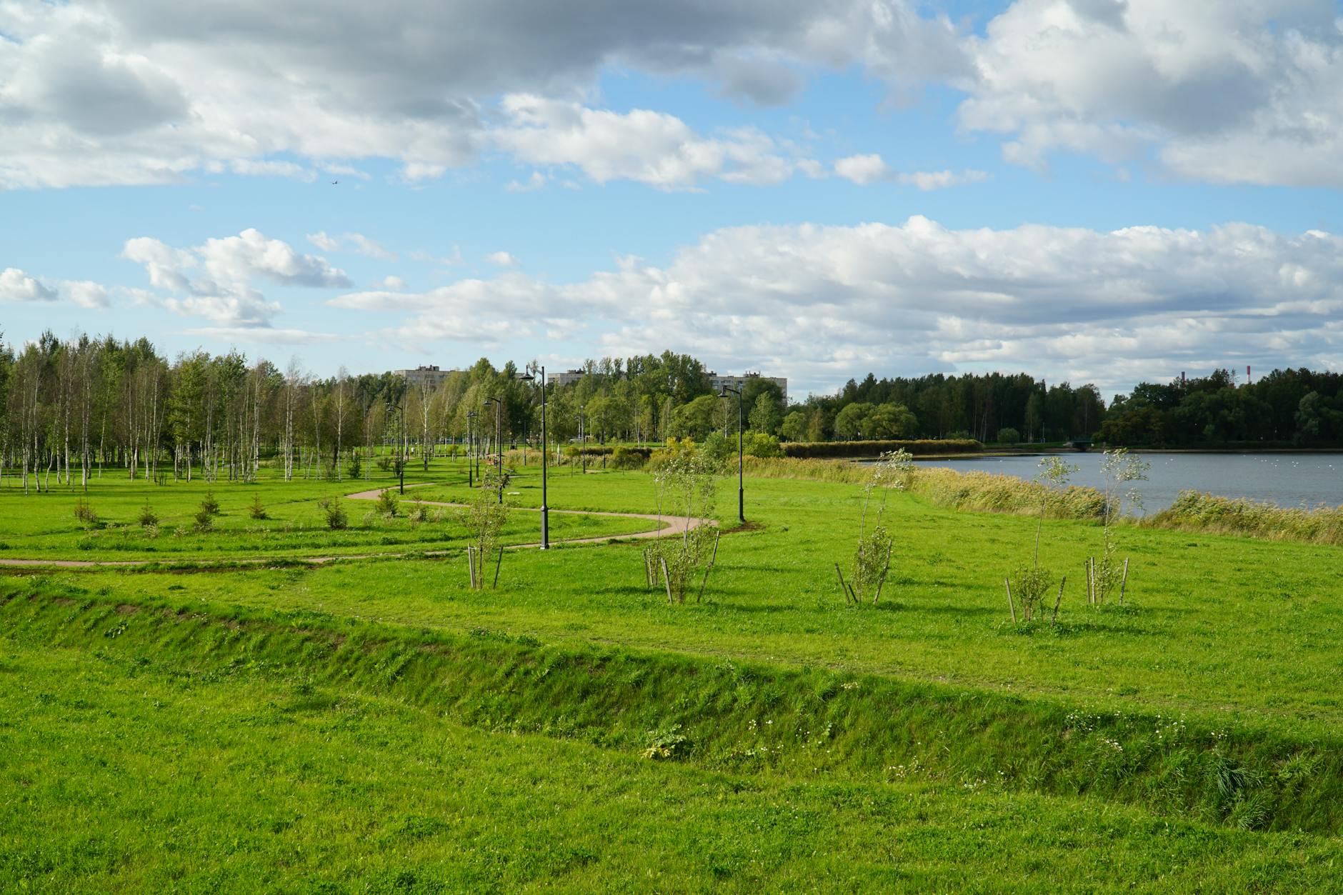 Must-see collections and best times to visit in Northern capital green spaces