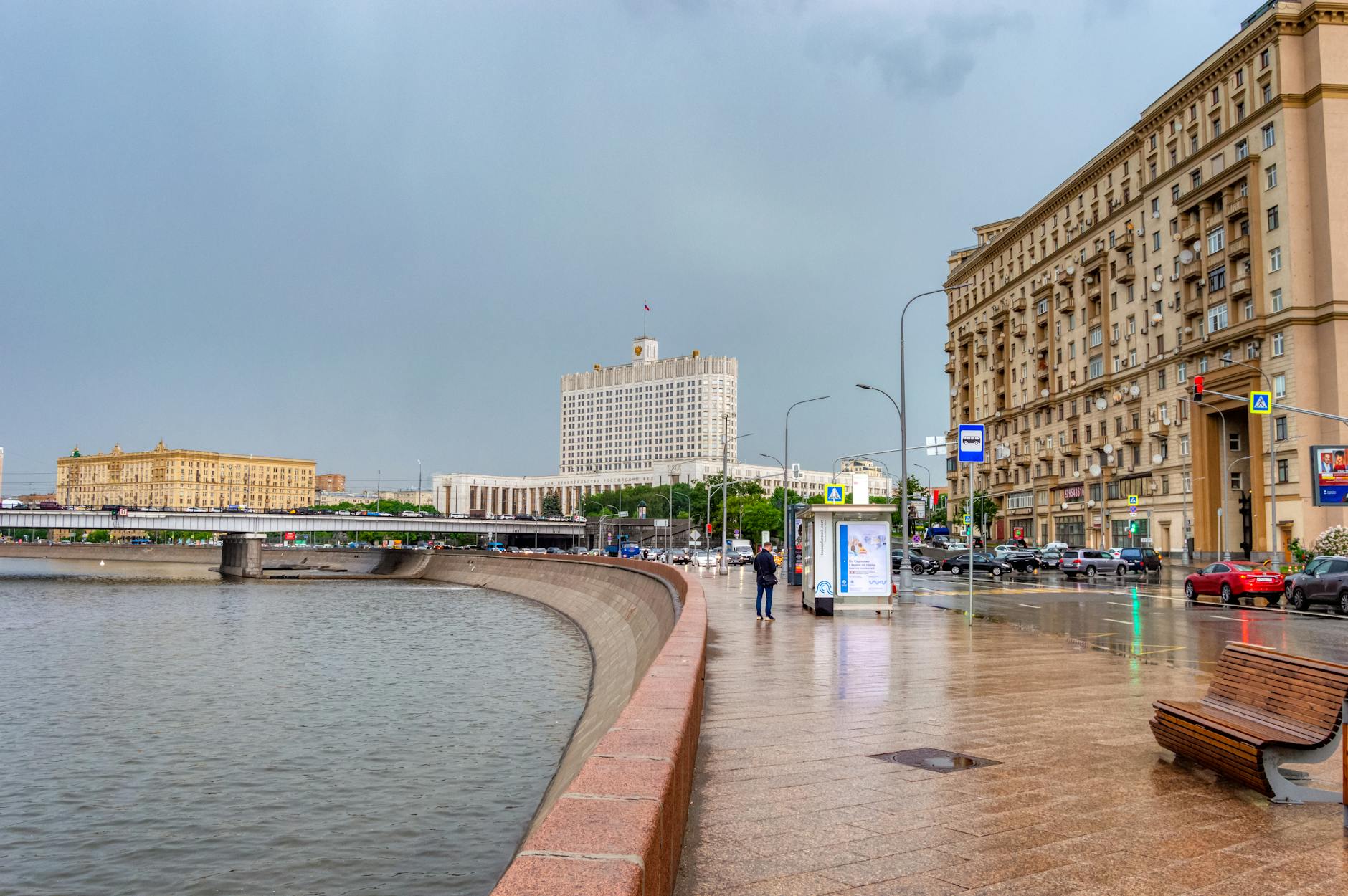 Travel options from Moscow: train, bus, or car – schedules and tips