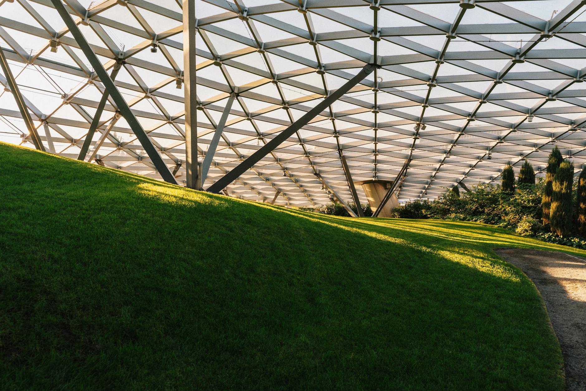 Must-see flora and standout landscapes worth prioritizing