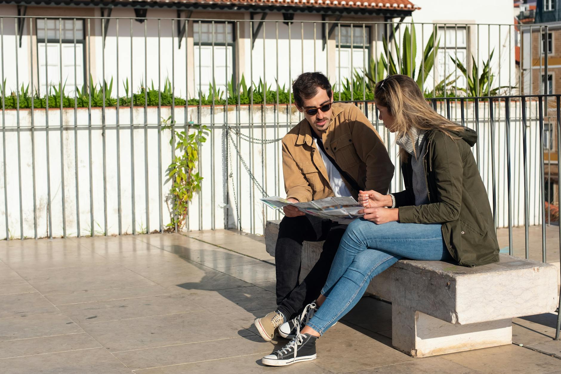 Two-Day Itinerary: Prioritize iconic sights and streamlined routing