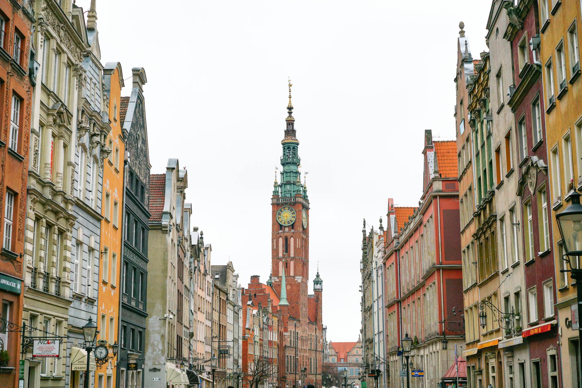 Historic Towns within a Day: Route Ideas, Timings, and Highlights