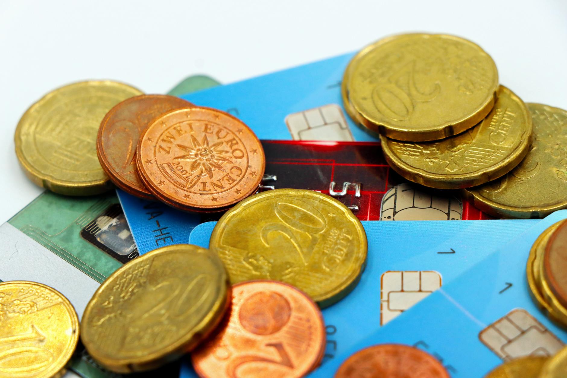 Managing Finances on the Ground: Currency, Card Acceptance, and ATM Access