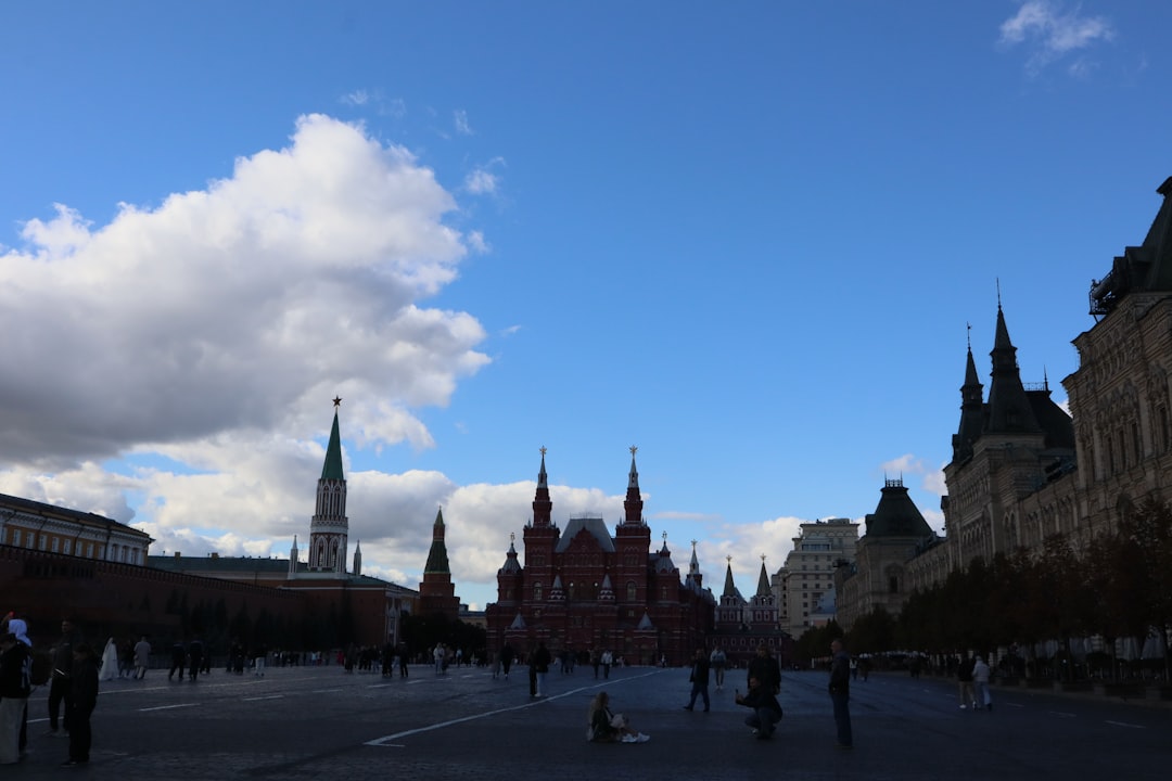 Center of Rule Across Ages: Moscow's Rulers, Empires, and Modern Governance