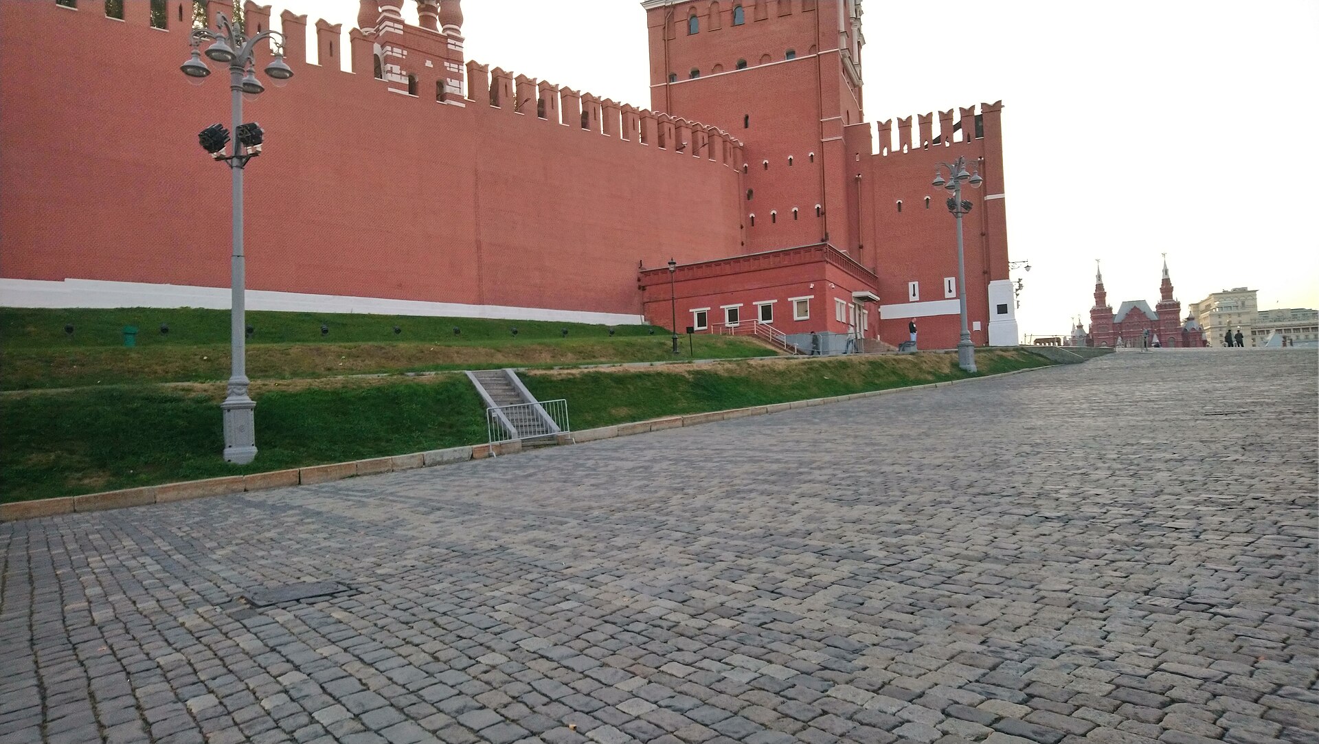 Фасад ГИМ