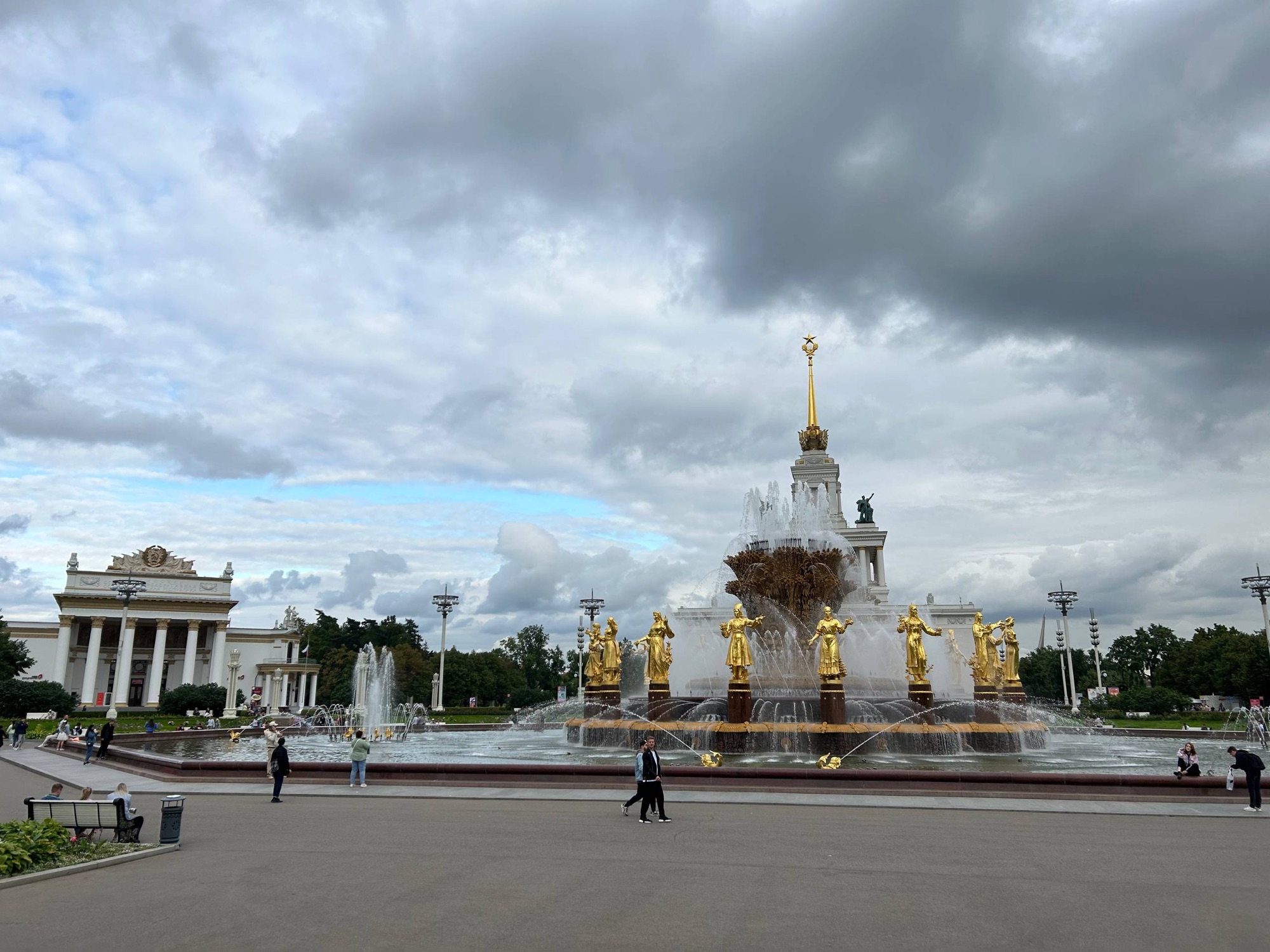 Фонтан «Дружба народов» на ВДНХ