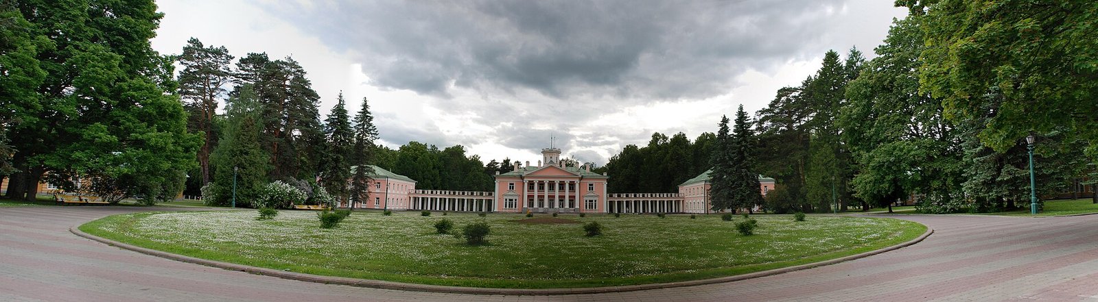 Парадный двор