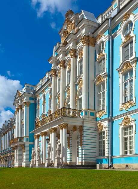 15 of the Most Amazing Romanov Palaces in Russia