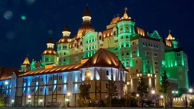 Space Heritage Stops: Museums, Monuments, and Photo Angles