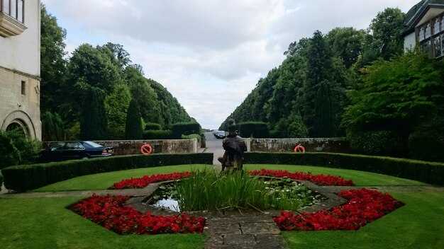 24 Quiet London Parks and Secret Gardens to Escape To