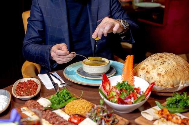 Caviar and vodka pairing: top venues for a luxury bite