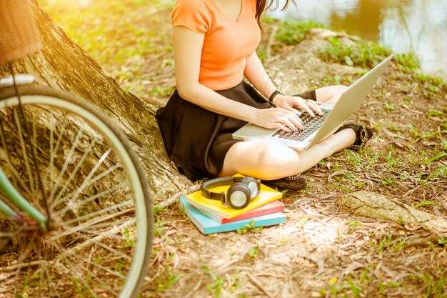 Real-world projects: case studies and field-based assignments