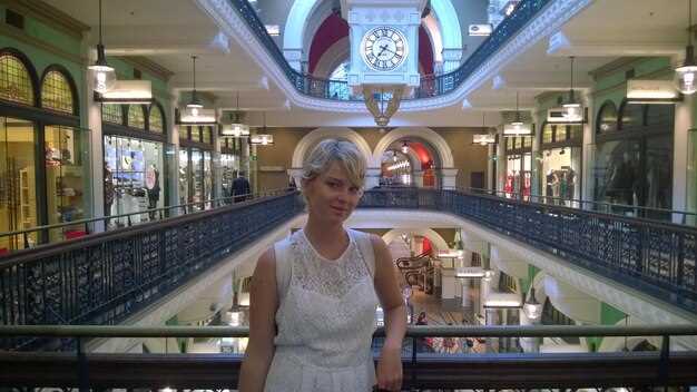 Product Mix Optimization for Moscow Shoppers: High-Demand SKUs and Seasonal Hits