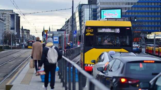 Buses: route coverage, schedules, and live tracking