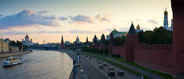 Moscow River Guide – Sights, Cruises, and History in Russia’s Capital