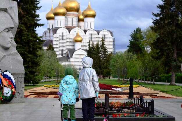 Facilities on-site: restrooms, seating, Wi-Fi, and gear rental options