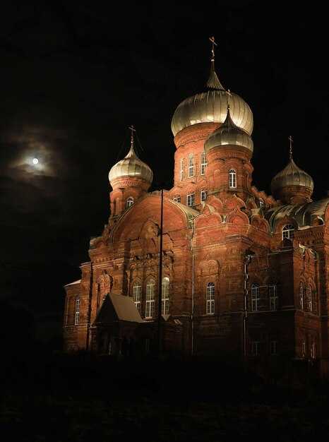 Identify Moscow's top mystical sites: legends, access, and practical tips