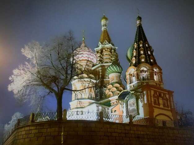 Photo routes, crowd free moments, and practical tips