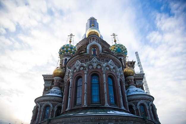 Exterior sculptures, reliefs, and their symbolic meanings visible on the facade