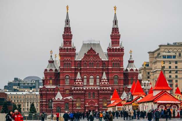 Family-friendly stops and activities on the riverfront route