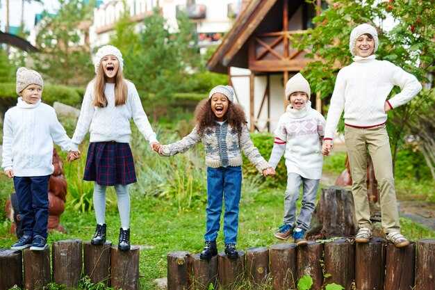 Outdoor Parks and Nature Walks: Family-Friendly Routes and Break Spots