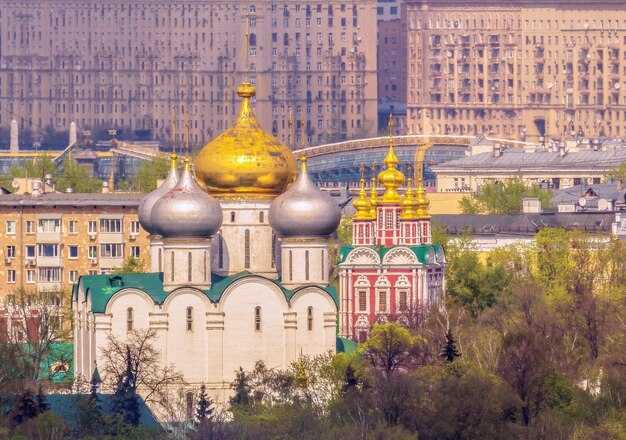 Iconic Landmarks and Their Best Vantage Points