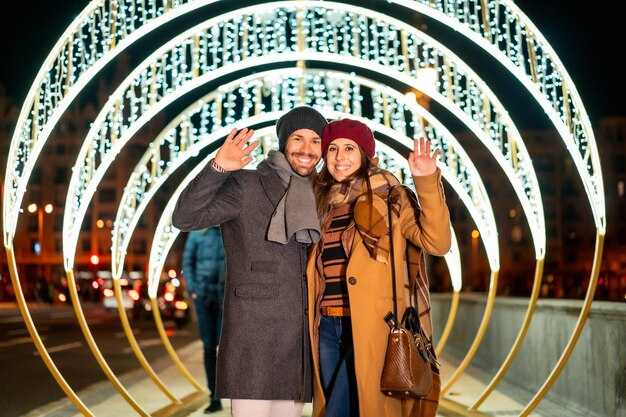 Guided vs. Self-Guided Tours: Booking, Durations, and Pickup Points