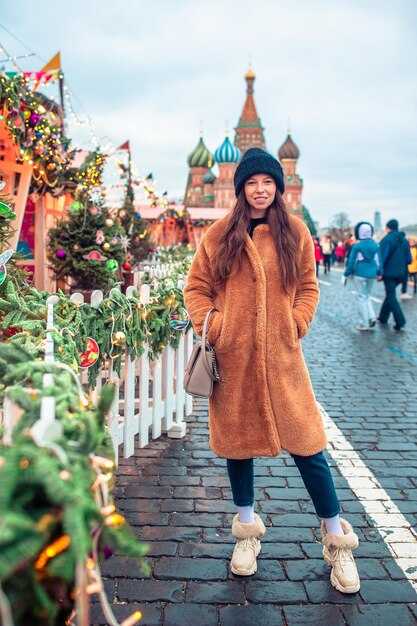 Optimal start times by season to dodge crowds